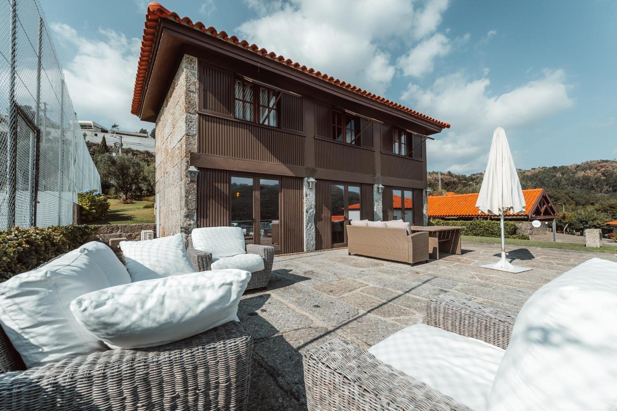 Villa Quinta Da Eira Do Sol à Guimarães Extérieur photo